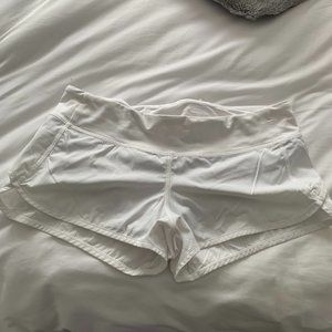 Lululemon 2.5" Speed Up Short - Size 8